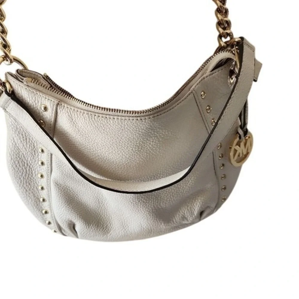 MICHAEL KORS Hobo Shoulder Bag Womens Size Cream Studded Chain‎ Pebbled Leather